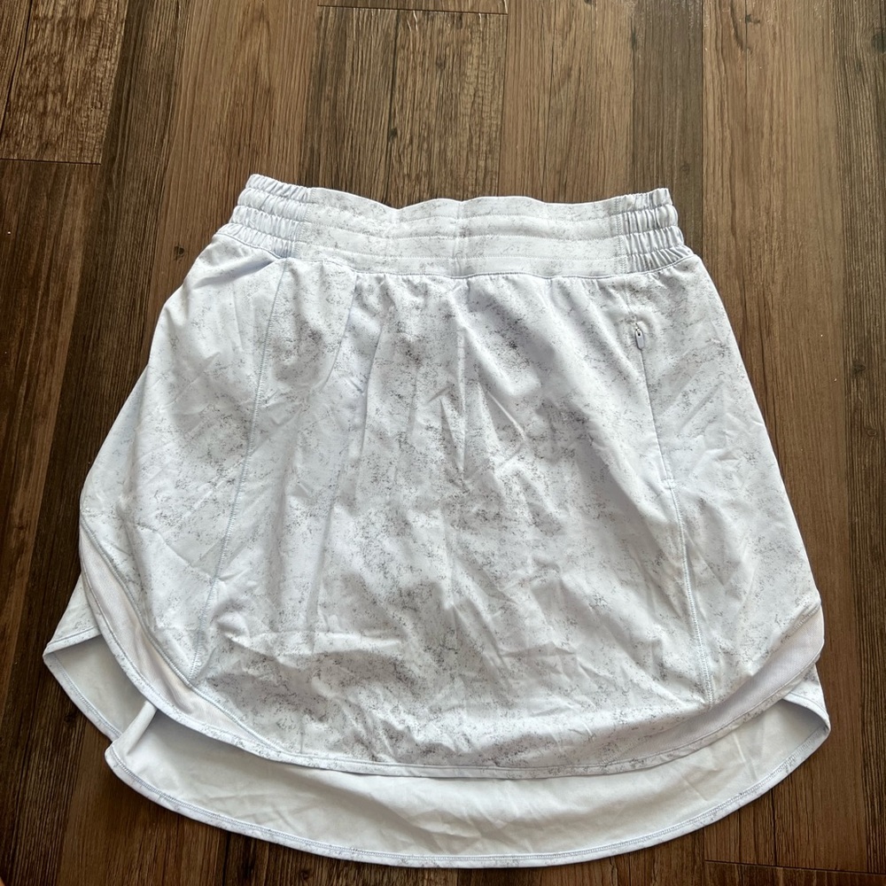 Lululemon Hotty hot skirt